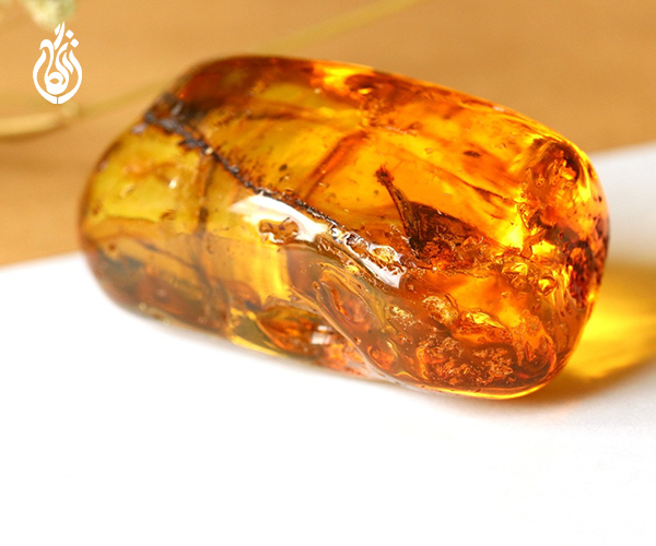 فواید متافیزیکی سنگ کهربا