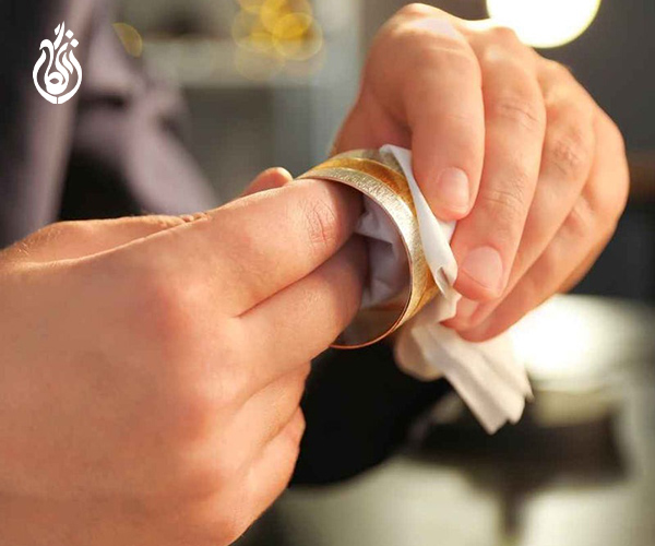 چطور از کدر شدن طلا پیشگیری کنیم؟