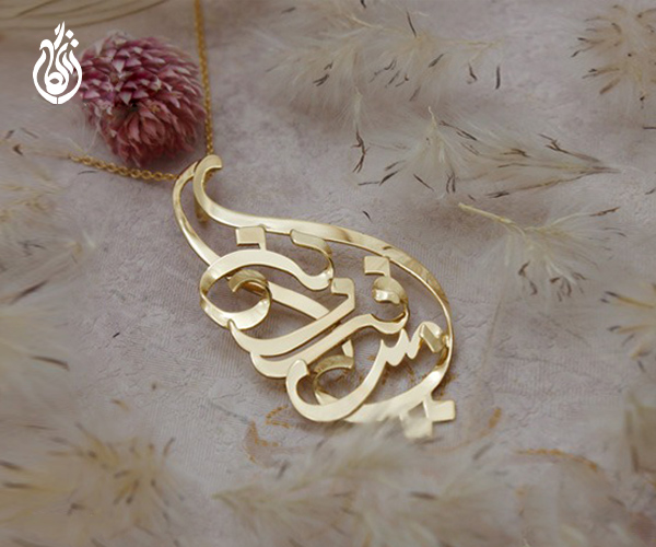 مراحل طراحی پلاک نام فرزانه